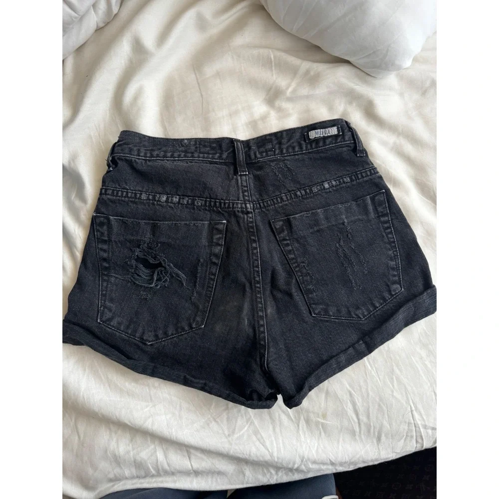 Melville Women's Black High Waisted Distressed‎ Denim Shorts Size 40